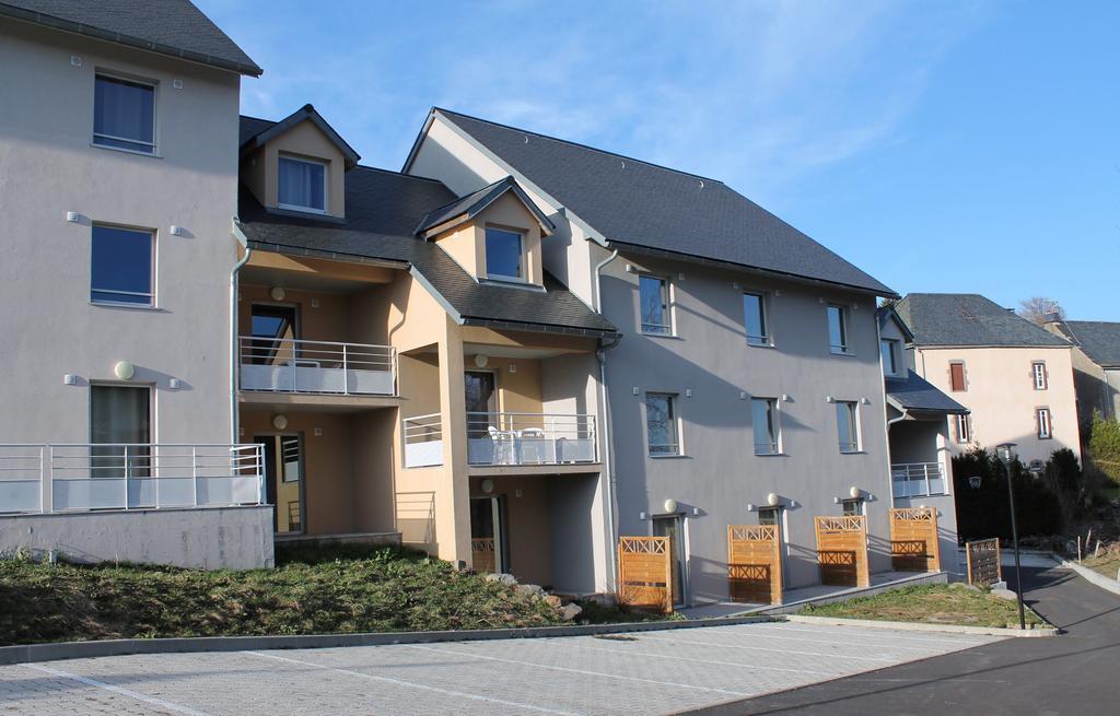 Aux Balcons Du Sancy Aparthotel Picherande Exterior photo