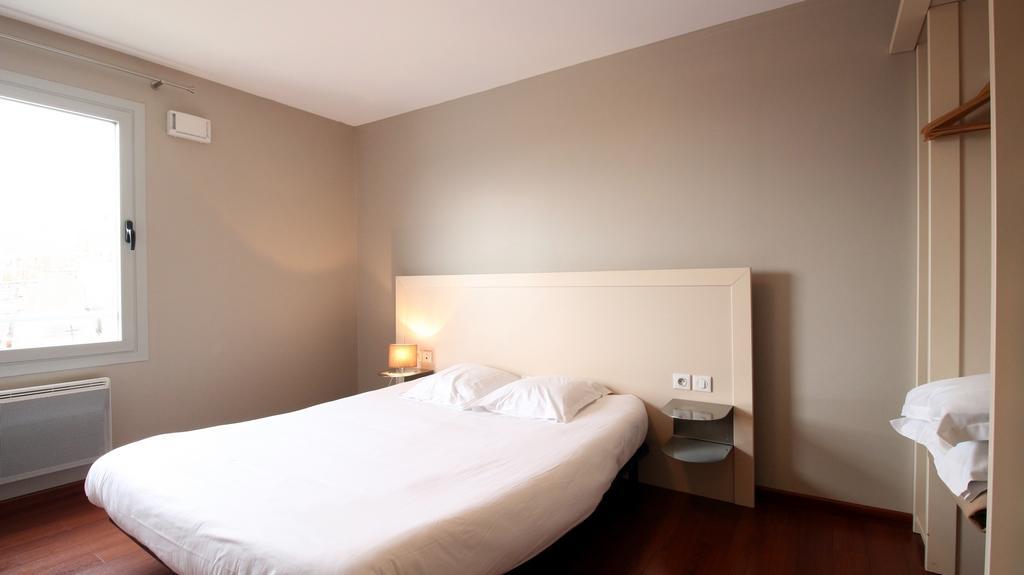 Aux Balcons Du Sancy Aparthotel Picherande Exterior photo